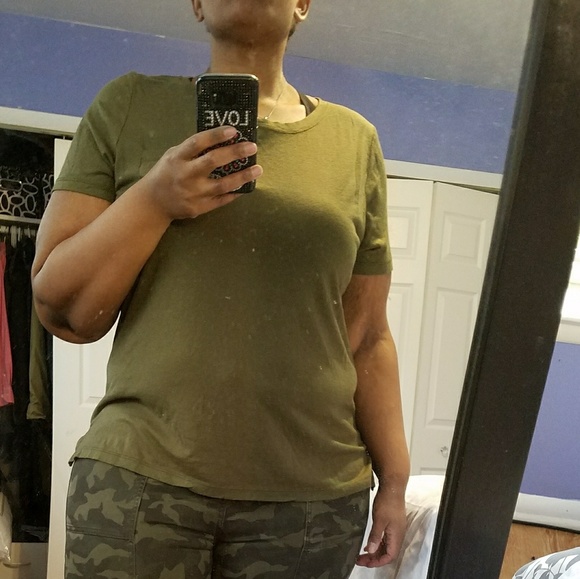 Army green short sleeve tee - Picture 2 of 3